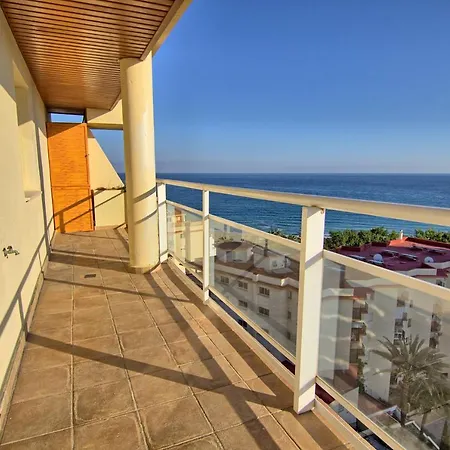 Carvajal Seafront Penthouse Apartamento Fuengirola